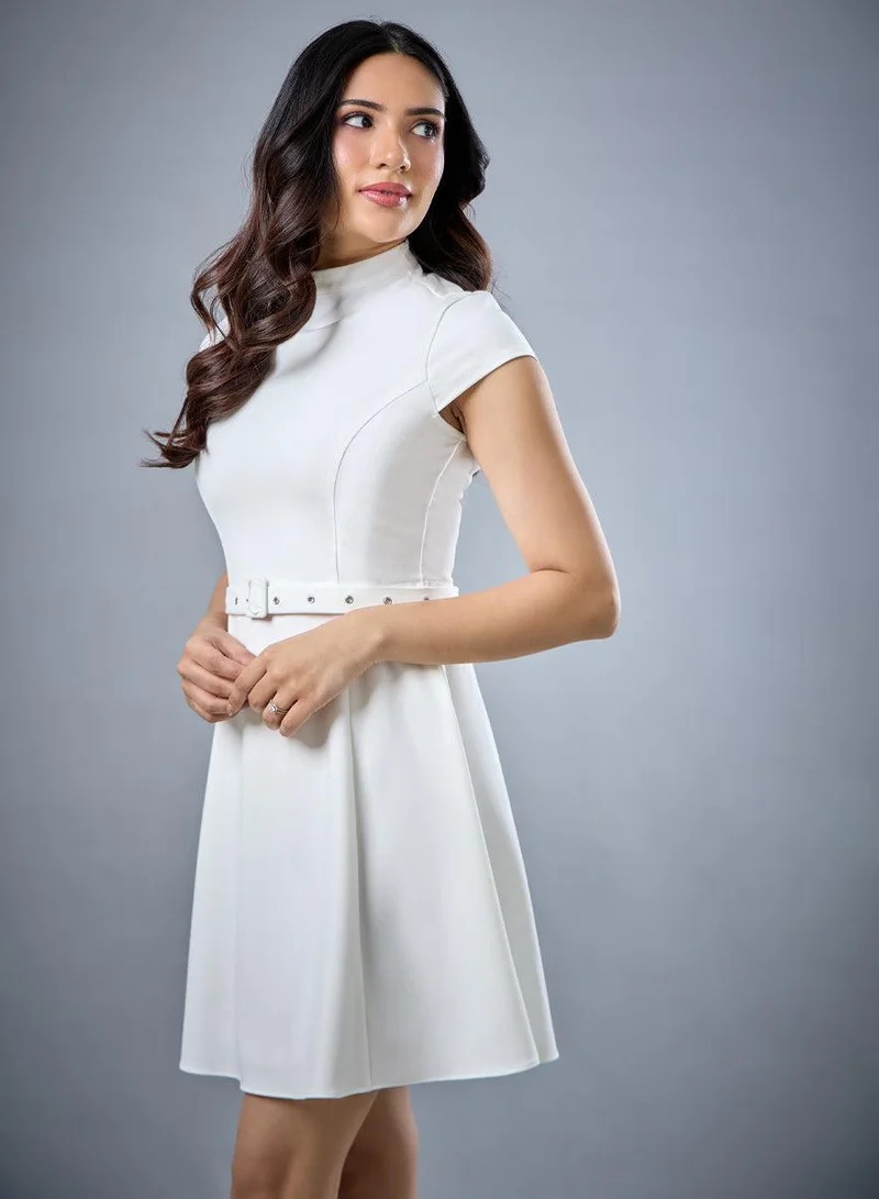 زجزاج Short Sleeve Off White Belted Dress